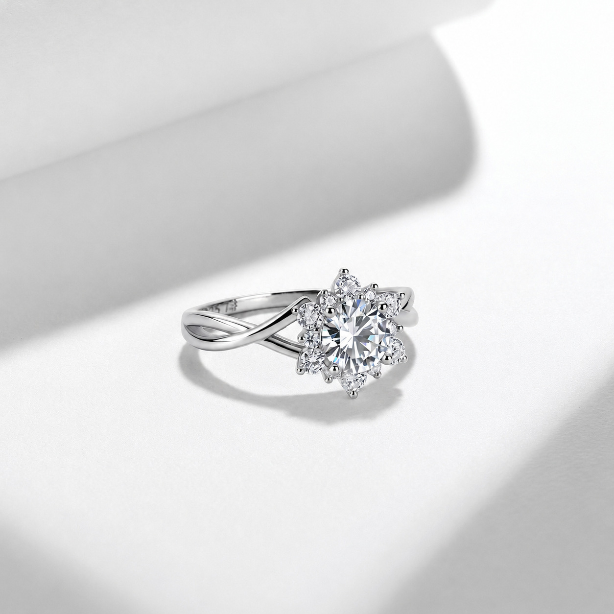 Unisex Moissanite Engagement Ring, S925 Silver Solitaire
